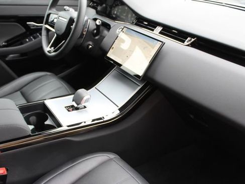 Used 2024 Land Rover Range Rover Evoque S image 27