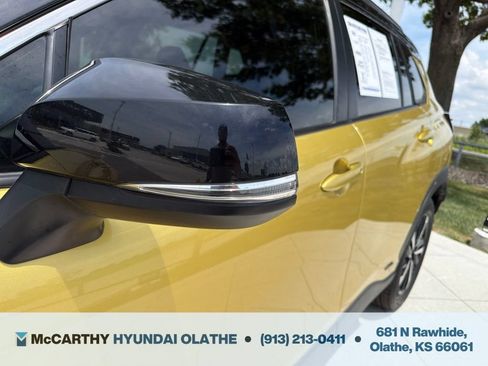 Used 2023 Toyota Corolla Cross AWD Hybrid w/ Convenience Package image 19