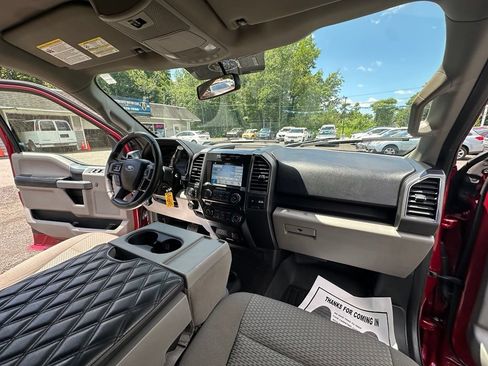 Used 2018 Ford F150 XLT w/ Equipment Group 302A Luxury AWD/4WD image 25