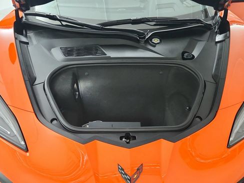 Used 2025 Chevrolet Corvette Z06 RWD image 16