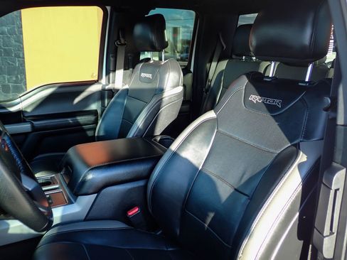 Used 2017 Ford F150 Raptor w/ Equipment Group 802A Luxury image 21