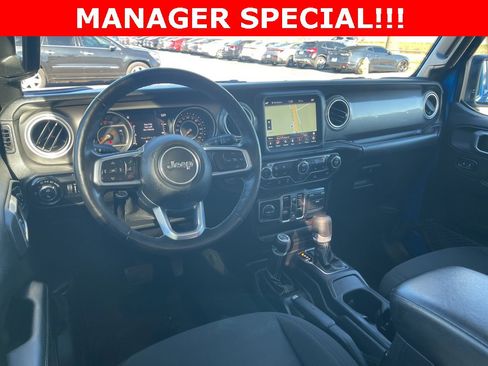 Used 2020 Jeep Gladiator Overland image 14