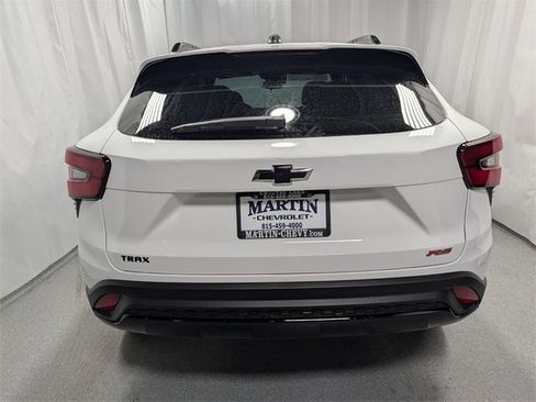 New 2026 Chevrolet Trax RS image 4