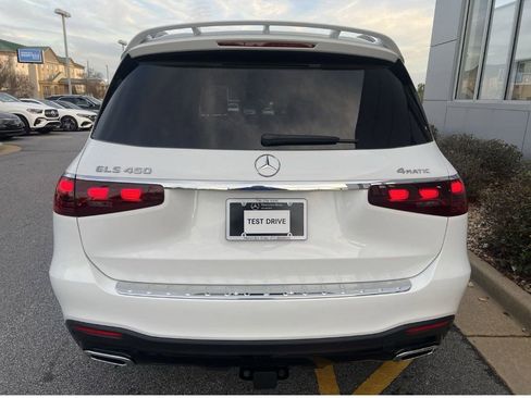 Certified 2025 Mercedes-Benz GLS 450 4MATIC image 10