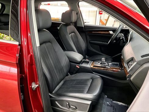 Used 2018 Audi Q5 2.0T Premium Plus w/ Premium Plus Package image 9