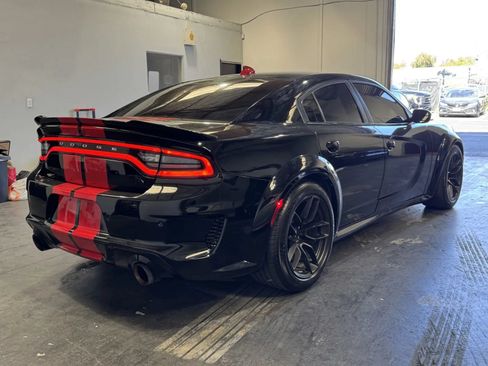 Used 2022 Dodge Charger Scat Pack RWD image 4