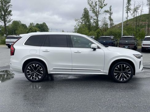 New 2026 Volvo XC90 T8 Plus w/ Protection Package Premier AWD/4WD image 29
