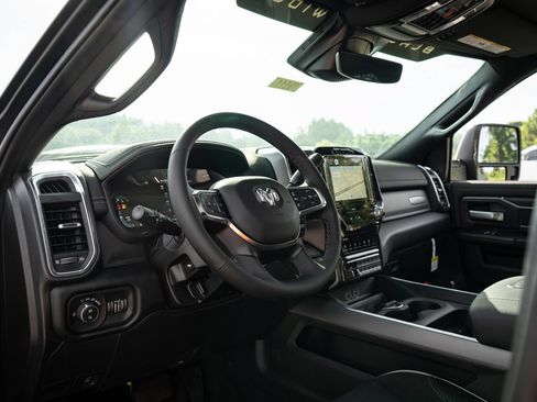 New 2026 RAM 2500 Laramie w/ Night Edition AWD/4WD image 23