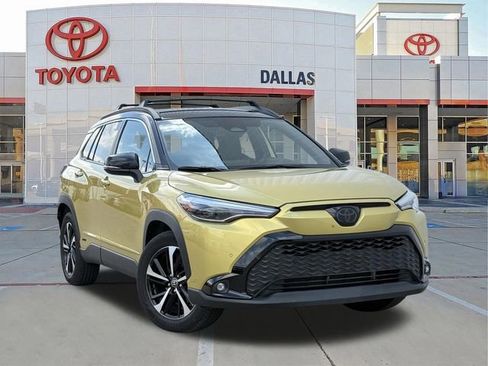 Used 2024 Toyota Corolla Cross XSE image 1