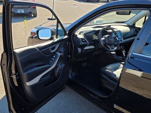 Used 2023 Subaru Forester Limited image 41