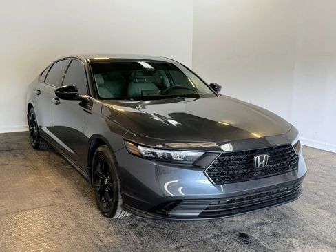 Used 2025 Honda Accord SE image 3