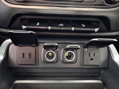 Certified 2017 Chevrolet Silverado 1500 LTZ Z71 w/ Redline Edition AWD/4WD image 25