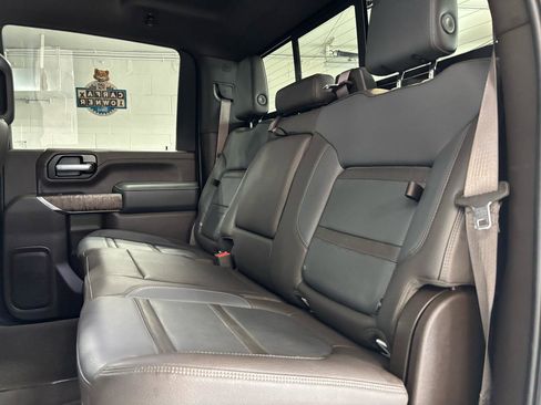 Used 2021 GMC Sierra 3500 Denali w/ Denali Ultimate Package AWD/4WD image 22