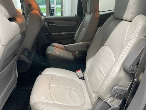 Used 2015 Chevrolet Traverse LT AWD/4WD image 18