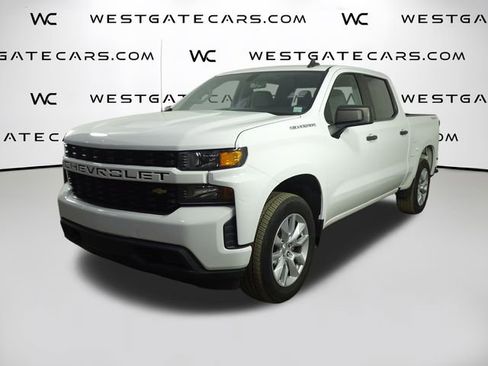 Used 2020 Chevrolet Silverado 1500 Custom w/ Custom Value Package image 1