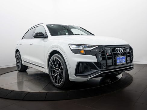 Used 2020 Audi SQ8 Premium Plus w/ Driver Assistance Package AWD/4WD image 2