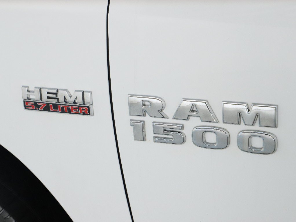 Used 2015 RAM 1500 Express AWD/4WD image 36