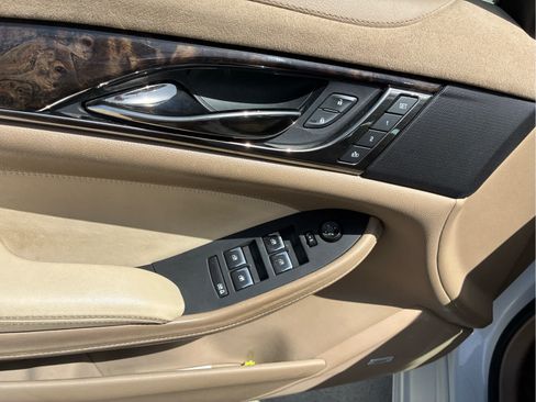 Used 2016 Cadillac CTS Luxury RWD image 5