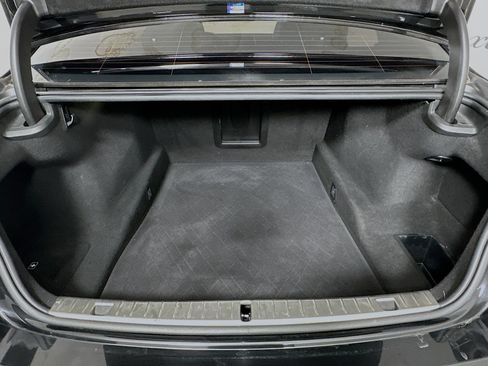 Used 2020 BMW 750i xDrive w/ M Sport Package AWD/4WD image 25