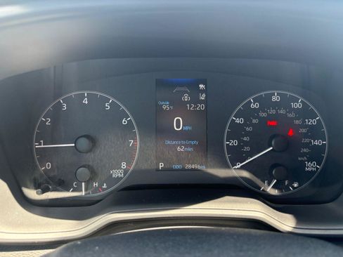 Used 2023 Toyota Corolla LE w/ LE Convenience Package FWD image 2