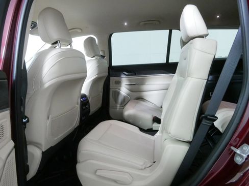 Used 2022 Jeep Grand Cherokee L Limited AWD/4WD image 22