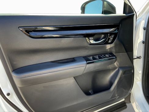 Used 2024 Honda CR-V Sport Touring image 22