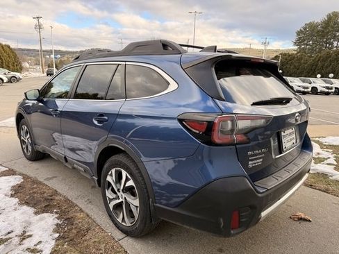 Used 2021 Subaru Outback Limited image 8