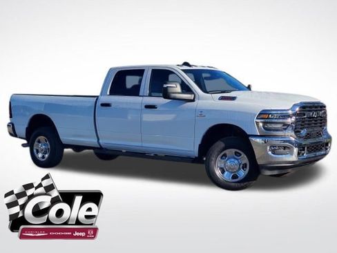 Used 2025 RAM 2500 Tradesman image 1
