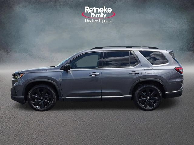 Used 2025 Honda Pilot Black Edition image 9