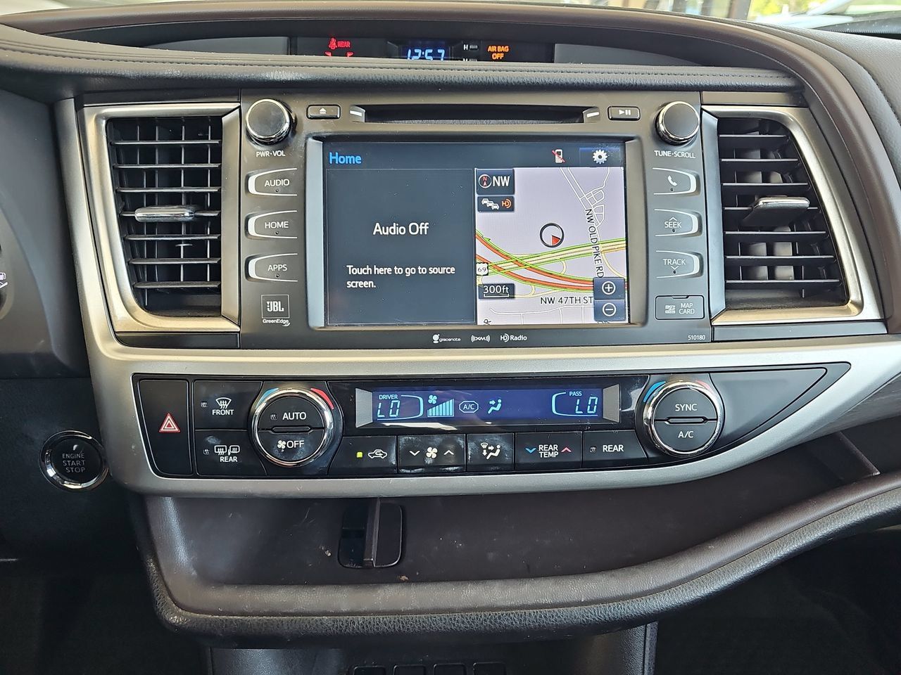 Used 2018 Toyota Highlander Limited w/ Protection Package #3 AWD/4WD image 26