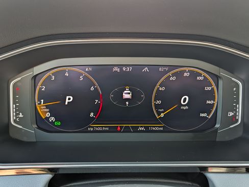Used 2025 Volkswagen Jetta GLI Autobahn FWD image 21