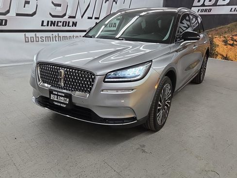 Used 2022 Lincoln Corsair Reserve w/ Equipment Group 201A image 18