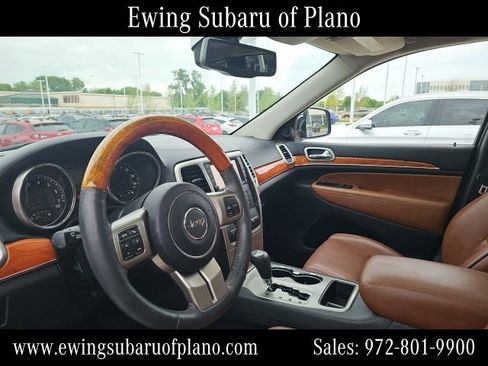 Used 2013 Jeep Grand Cherokee Overland image 5