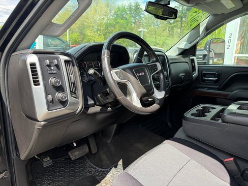 Used 2015 GMC Sierra 2500 SLE w/ SLE Preferred Package AWD/4WD image 23