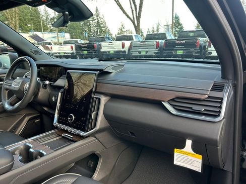 New 2026 GMC Acadia Denali image 26