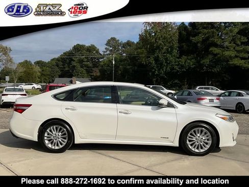 Used 2013 Toyota Avalon Limited image 8