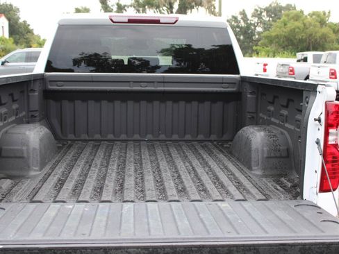 Used 2023 Chevrolet Silverado 1500 W/T w/ WT Value Package AWD/4WD image 8