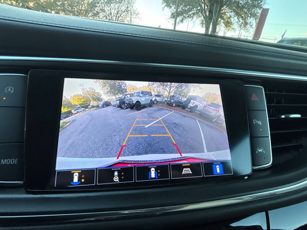 Used 2023 Buick Enclave Avenir w/ Avenir Technology Package FWD image 19