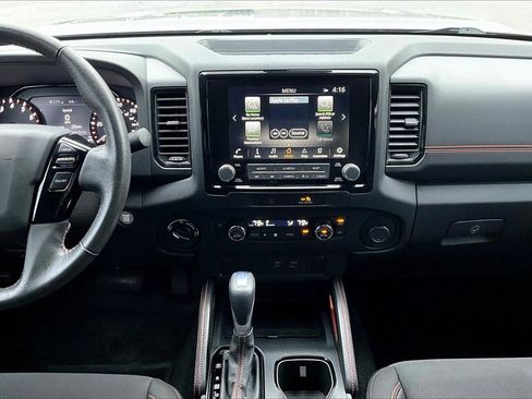 Used 2022 Nissan Frontier PRO-4X w/ Off-Road Protection Package image 11