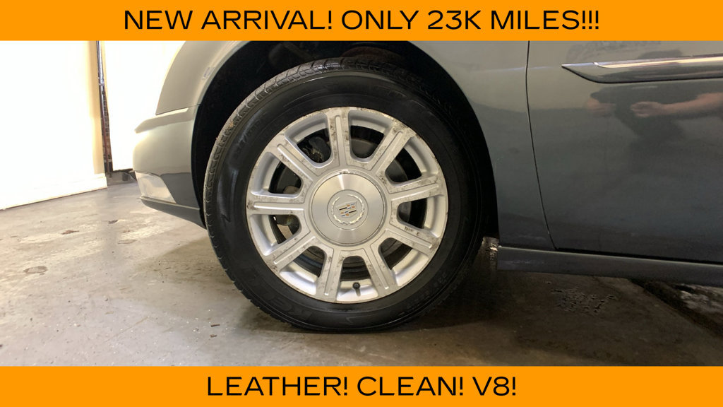 Used 2011 Cadillac DTS FWD image 39