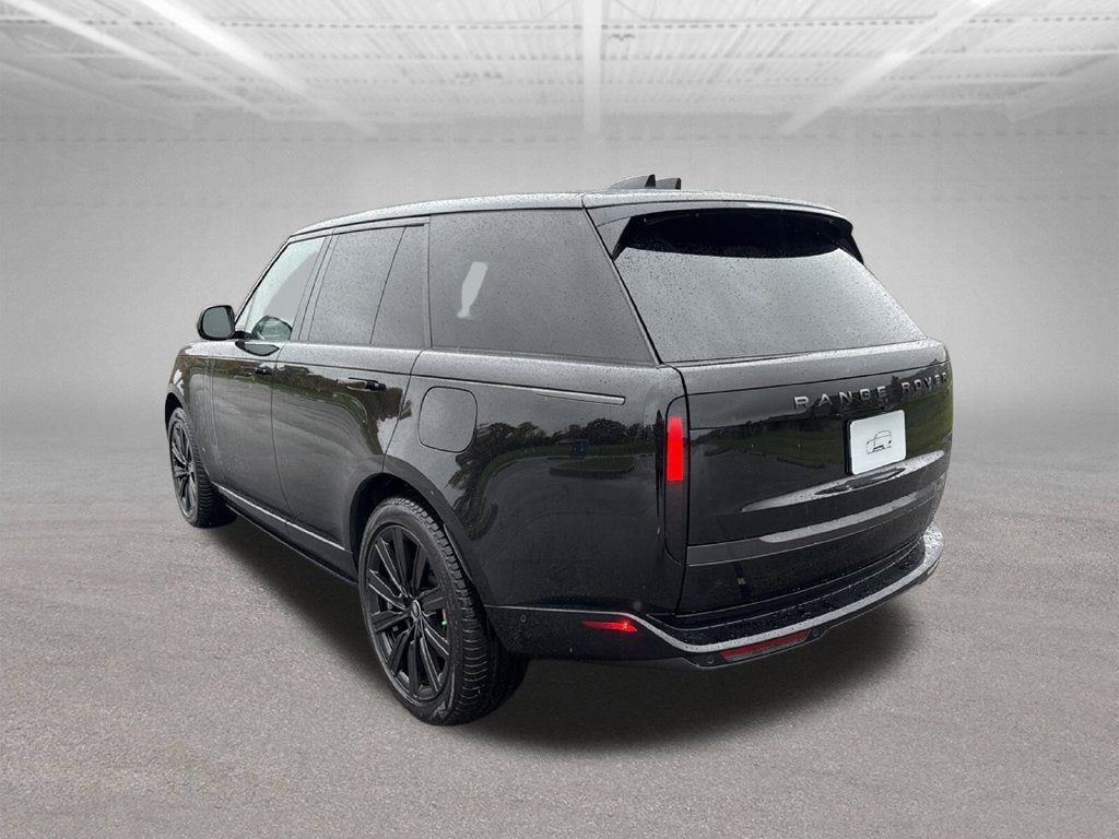 New 2025 Land Rover Range Rover SE AWD/4WD image 3