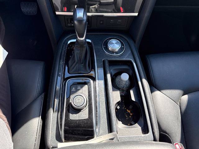 Used 2024 Nissan Armada SV AWD/4WD image 11