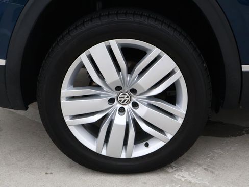 Used 2018 Volkswagen Atlas SEL Premium AWD/4WD image 8
