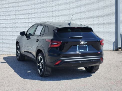 New 2026 Chevrolet Trax RS w/ Driver Confidence Package image 3