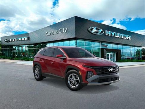 New 2026 Hyundai Tucson SE FWD image 2