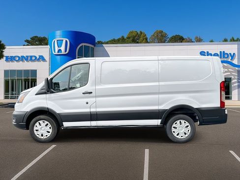 Used 2024 Ford Transit 250 Low Roof w/ Exterior Upgrade Package image 5