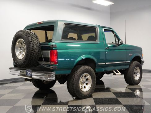 Used 1996 Ford Bronco XLT image 12