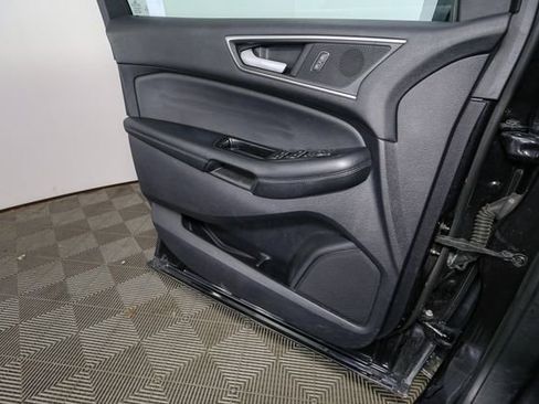 Used 2019 Ford Edge SEL w/ Equipment Group 201A AWD/4WD image 35