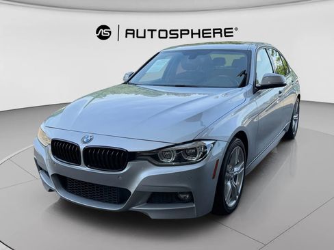 Used 2017 BMW 330i Sedan RWD image 4