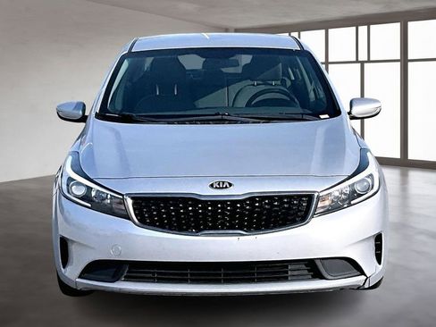 Used 2017 Kia Forte LX FWD image 5